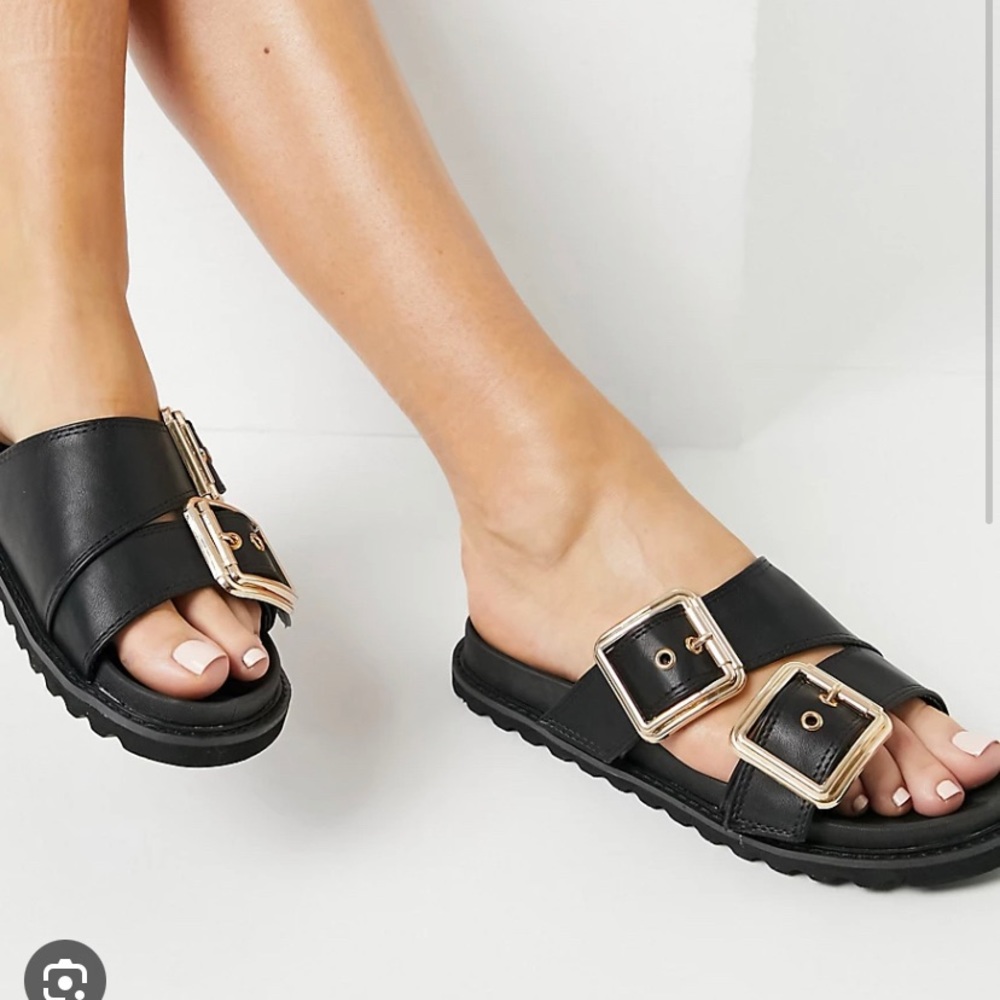 Glamorous chunky flat sandals in back - size US 6